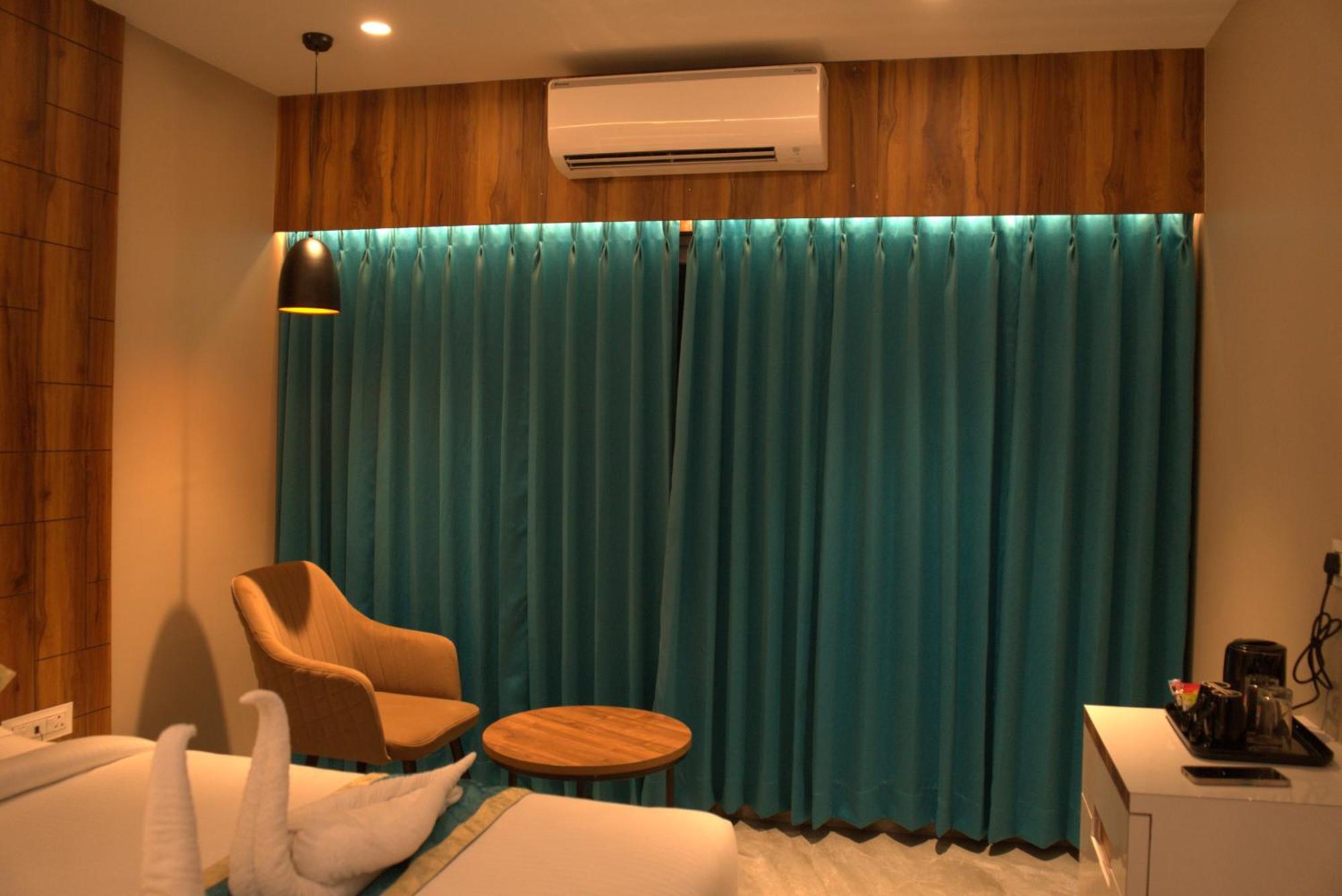 Hotel Tanisha Kishanganj المظهر الخارجي الصورة