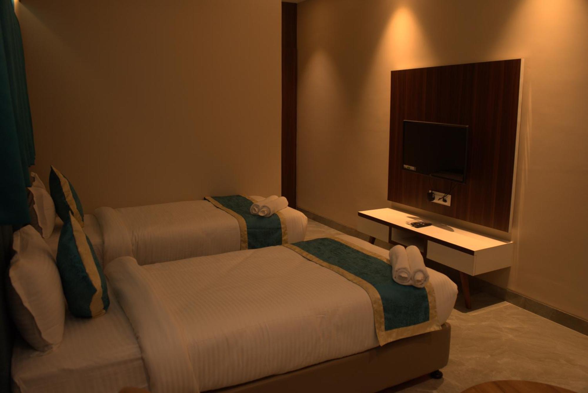Hotel Tanisha Kishanganj المظهر الخارجي الصورة
